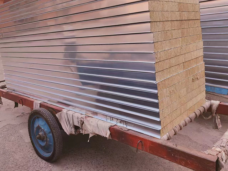 7.5公分岩棉复合板成品